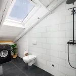 Premium Seven With Pool In *