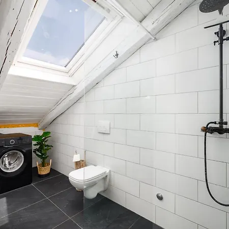 Premium Seven With Pool In *